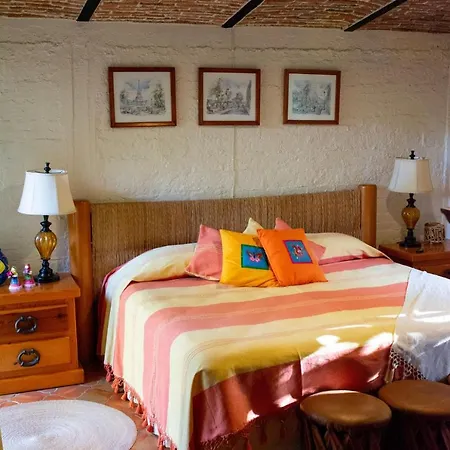 Las Palomas Bed&Breakfast  San Juan Cosalá Exterior foto